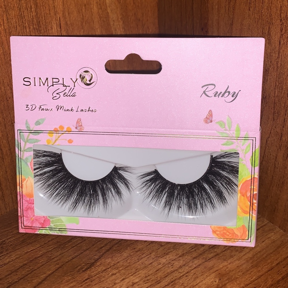 Lashes